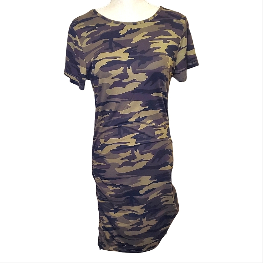 CAPELLA | Women's army camo green short-sleeve t-shirt dress. NWT.